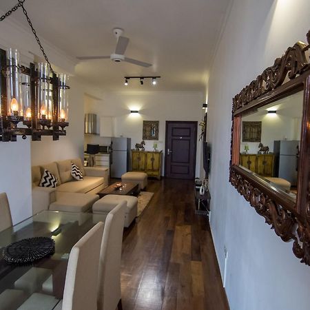 Cozy Sea View Luxury Apartment, Fully Furnished, 2 Bedrooms, 2 Bathrooms Dehiwala-Mount Lavinia Buitenkant foto