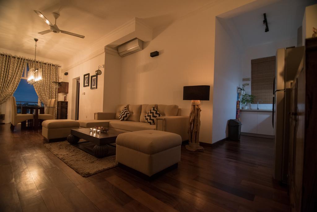 Cozy Sea View Luxury Apartment, Fully Furnished, 2 Bedrooms, 2 Bathrooms Dehiwala-Mount Lavinia Buitenkant foto