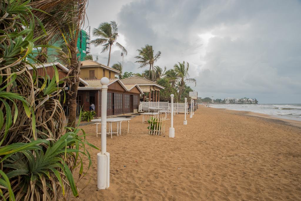 Cozy Sea View Luxury Apartment, Fully Furnished, 2 Bedrooms, 2 Bathrooms Dehiwala-Mount Lavinia Buitenkant foto