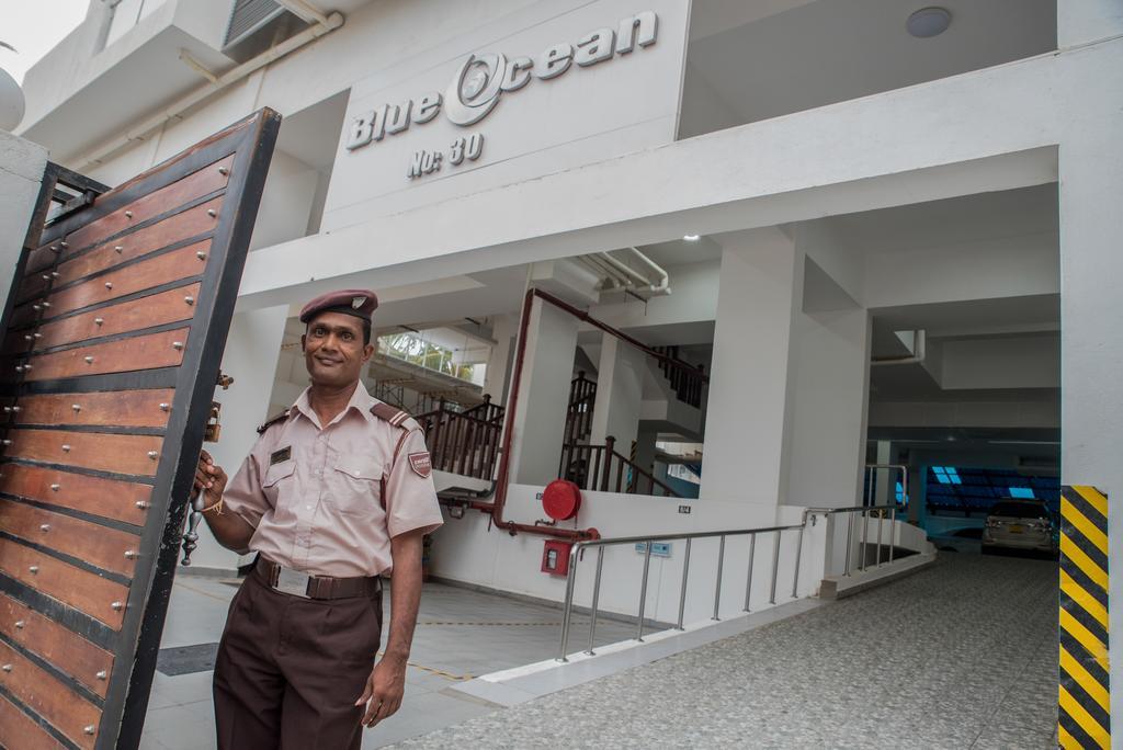 Cozy Sea View Luxury Apartment, Fully Furnished, 2 Bedrooms, 2 Bathrooms Dehiwala-Mount Lavinia Buitenkant foto